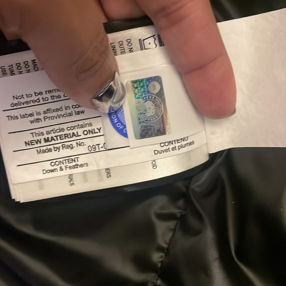 Canada goose size S black Ellison jacket women’s - Picture 8 of 8